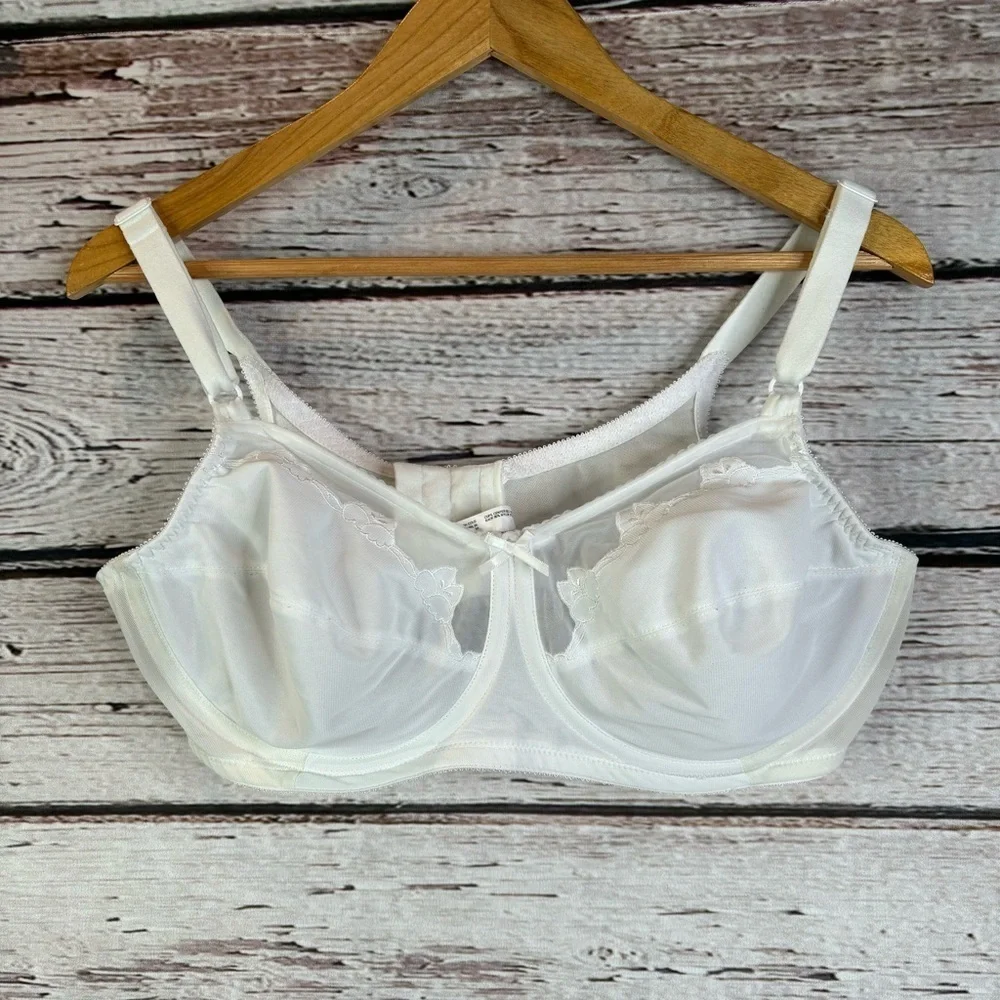 BALI White Flower Underwire Unlined Full Coverage Bra Size 42C Plus Size Nylon‎